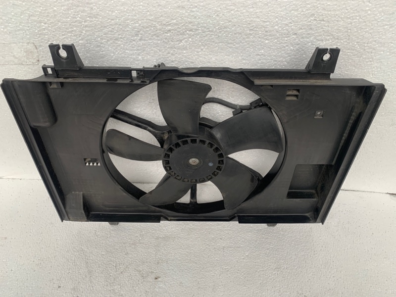 Диффузор вентилятора основного радиатора TIIDA/VERSA C11 04-11