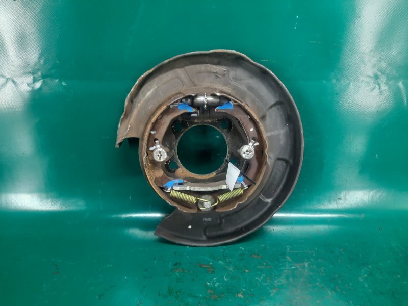 Запчасть тормозной механизм задний левый TOYOTA VENZA 09-16 2011 Внедорожник 3.5 2GR-FE 46504-0T010 Б/У Тормозной механизм задний левый TOYOTA VENZA 09-16 2011 Внедорожник 3.5 2GR-FE 46504-0T010 Б/У