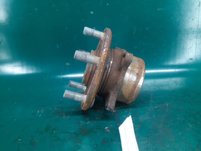 Ступица передняя левая MDX (YD2) 06-13 2008 Внедорожник 3.7 J37A1