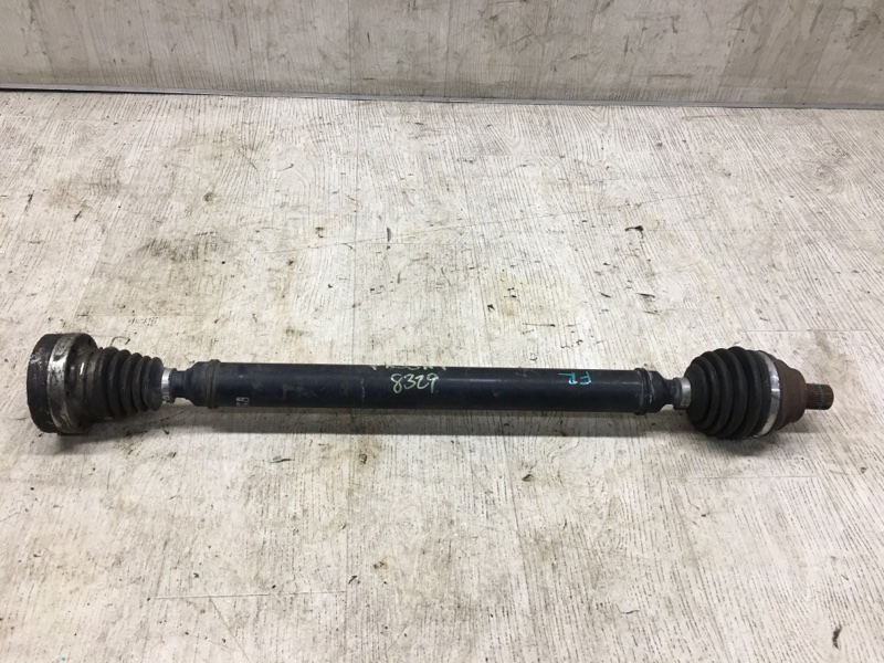 Привод передний правый VOLKSWAGEN PASSAT B7 11-15 5Q0 407 452 CX Б/У