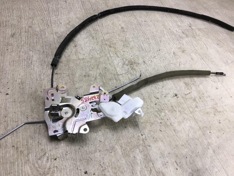 Замок двери задний правый NV200 USA 13- 2020 M20XUS 2.0 MR20DE