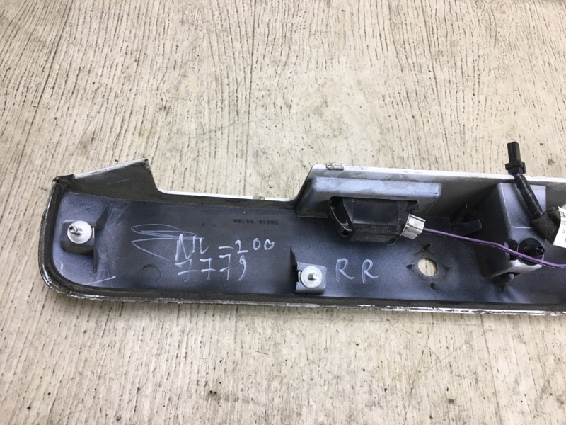 Панель подсветки номера NV200 USA 13- 2020 M20XUS 2.0 MR20DE