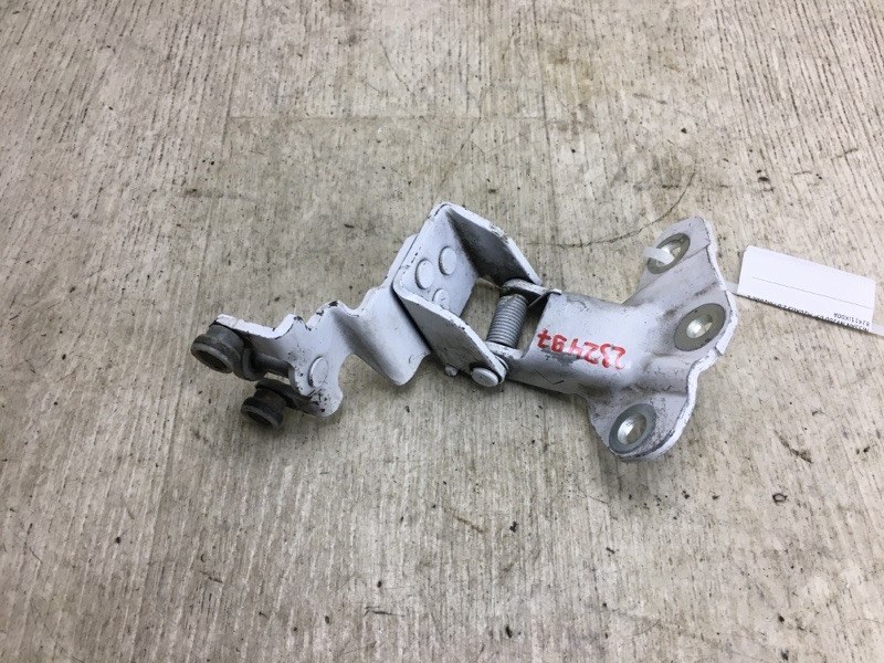 Ролик сдвижной двери средний левый NV200 USA 13- 2020 M20XUS 2.0 MR20DE