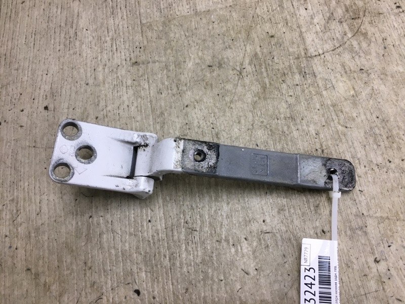 Петля двери нижняя задняя левая NISSAN NV200 USA 13- 2020 M20XUS 2.0 MR20DE 90411JX50B Б/У