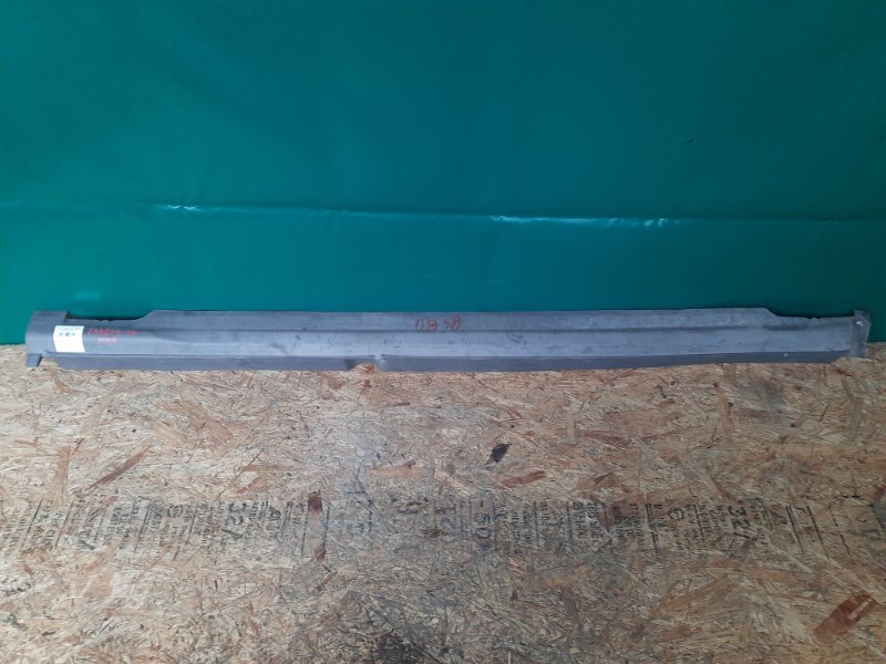 Накладка порога наружная левая ACURA MDX (YD1) 00-06 2004 Внедорожник 3.5 71850-S3V-A10ZB Б/У