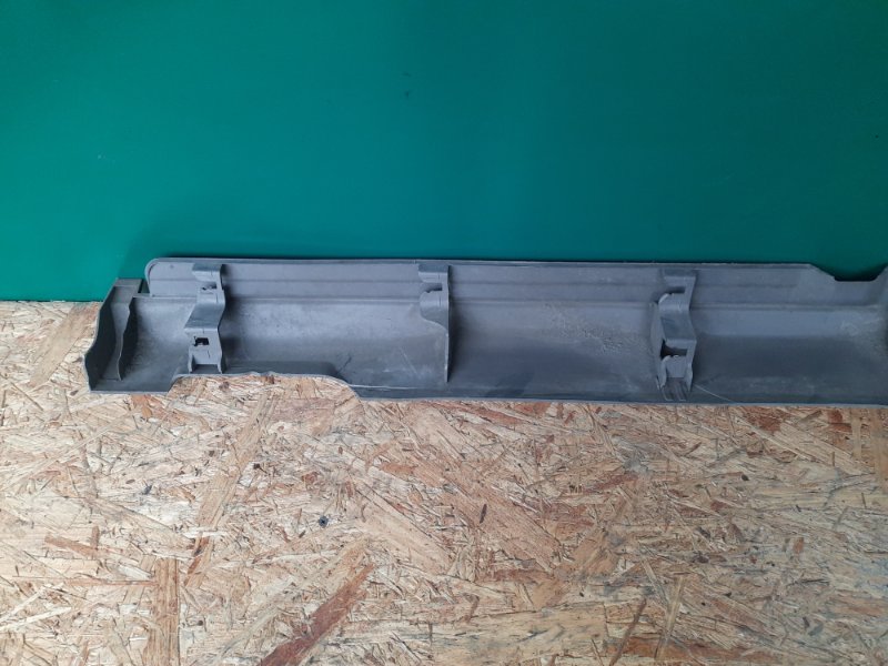 Накладка порога наружная левая MDX (YD1) 00-06 2004 Внедорожник 3.5