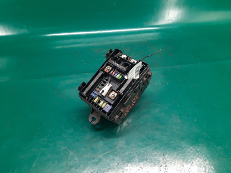 Блок предохранителей моторный отсек MDX (YD2) 06-13 2009 Внедорожник 3.7 J37A1 Блок предохранителей моторный отсек MDX (YD2) 06-13 2009 Внедорожник 3.7 J37A1