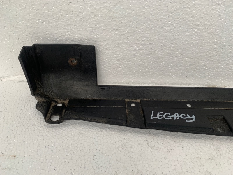 Дефлектор радиатора LEGACY 03-09 BL/BP 2003-2006