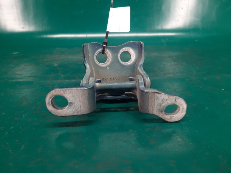 Петля двери нижняя передняя правая MDX (YD2) 06-13 2009 Внедорожник 3.7 J37A1 Петля двери нижняя передняя правая MDX (YD2) 06-13 2009 Внедорожник 3.7 J37A1