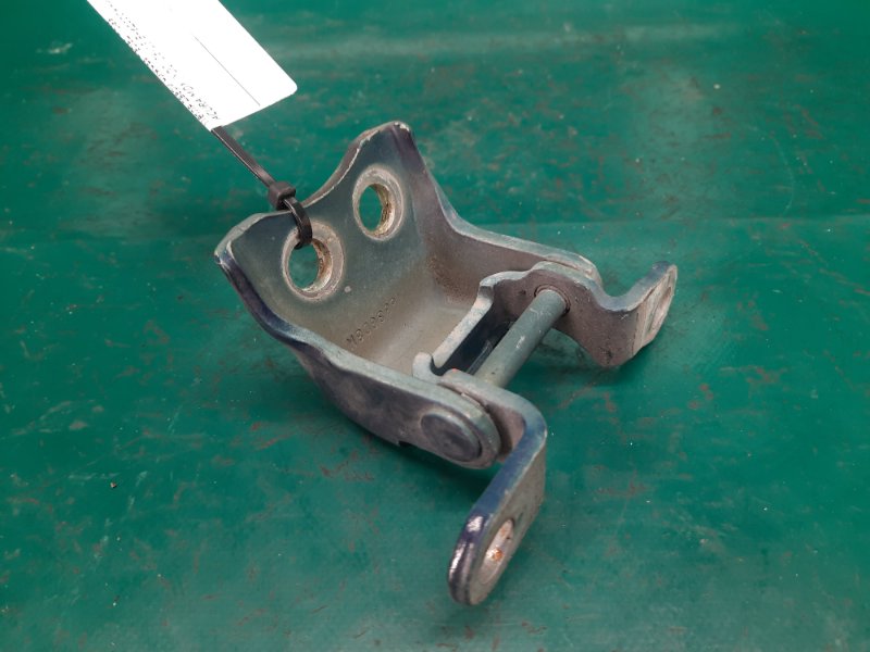 Петля двери нижняя передняя правая MDX (YD2) 06-13 2009 Внедорожник 3.7 J37A1 Петля двери нижняя передняя правая MDX (YD2) 06-13 2009 Внедорожник 3.7 J37A1