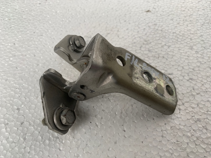 Петля двери верхняя передняя левая MITSUBISHI GALANT 03-12 Седан MR271687 Б/У