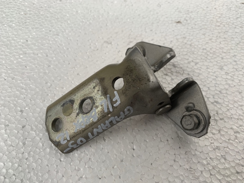 Петля двери верхняя передняя левая GALANT 03-12 Седан