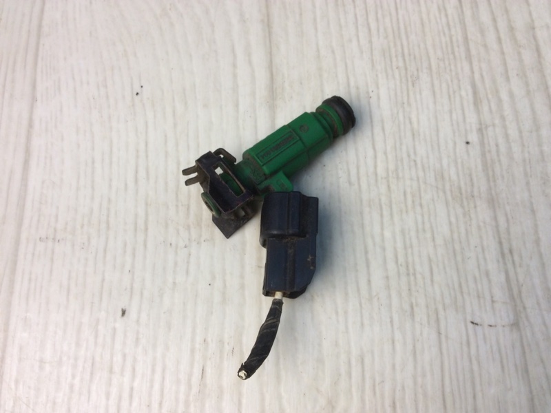 Форсунка топливная KIA RIO JB 2005-2011 1.4 G4EE 35310-37150 Б/У