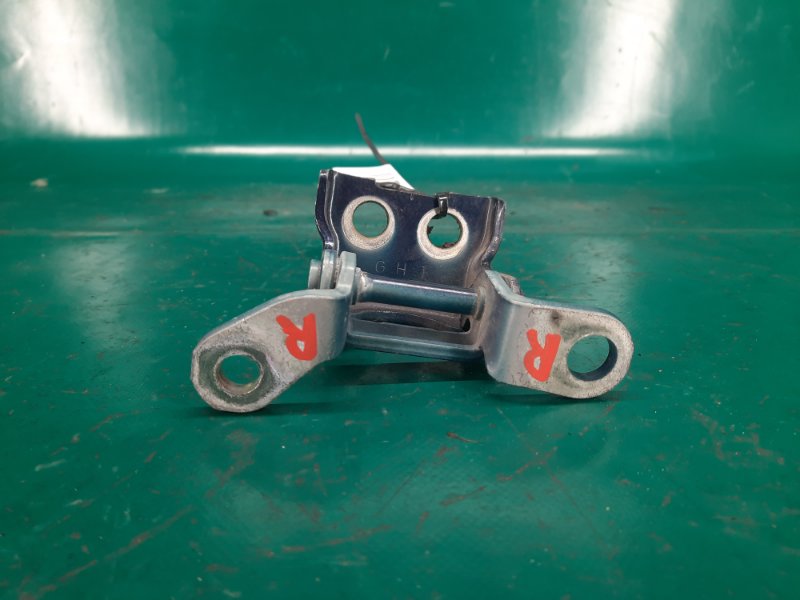 Петля двери верхняя задняя правая MDX (YD2) 06-13 2009 Внедорожник 3.7 J37A1 Петля двери верхняя задняя правая MDX (YD2) 06-13 2009 Внедорожник 3.7 J37A1