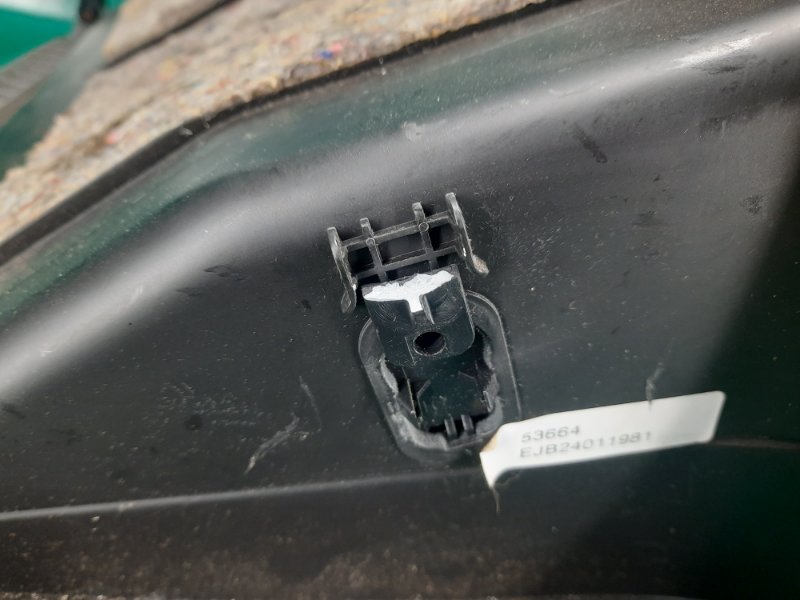 Бардачок MDX (YD2) 06-13 2009 Внедорожник 3.7 J37A1