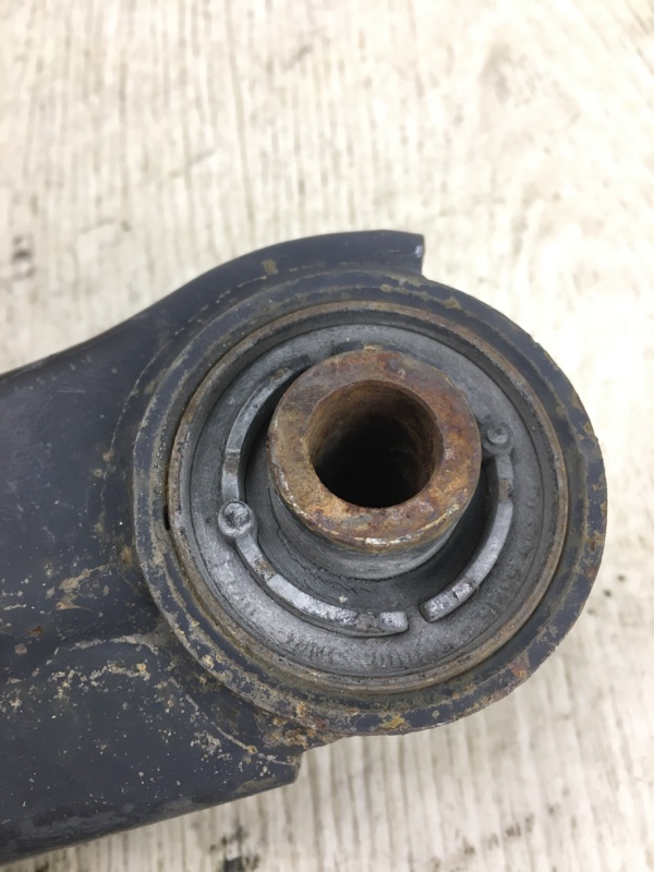 Рычаг задней подвески поперечный правый SONATA YF 10-14 2013 YF 2.4 G4KJ