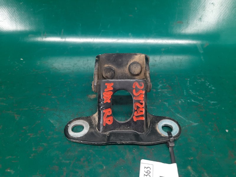 Петля крышки багажника правая MDX (YD2) 06-13 2009 Внедорожник 3.7 J37A1