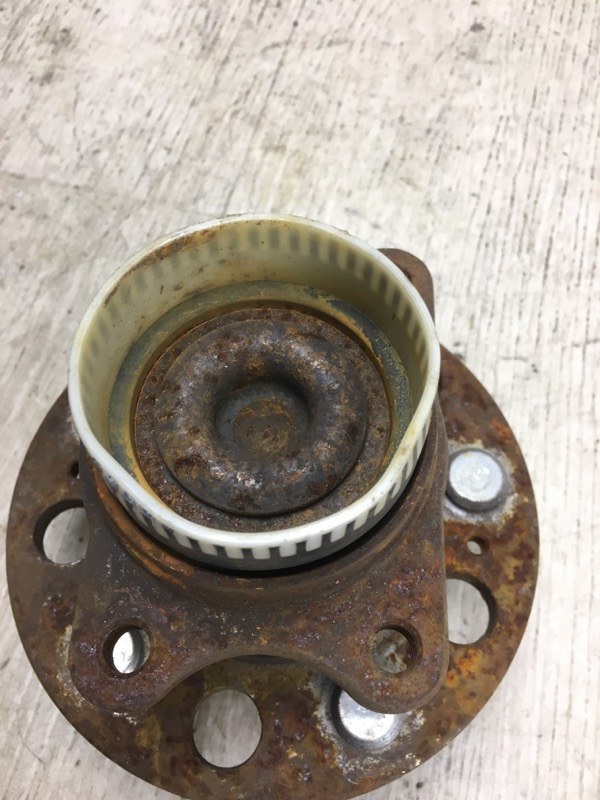 Ступица задняя левая SONATA YF 10-14 2013 YF 2.4 G4KJ