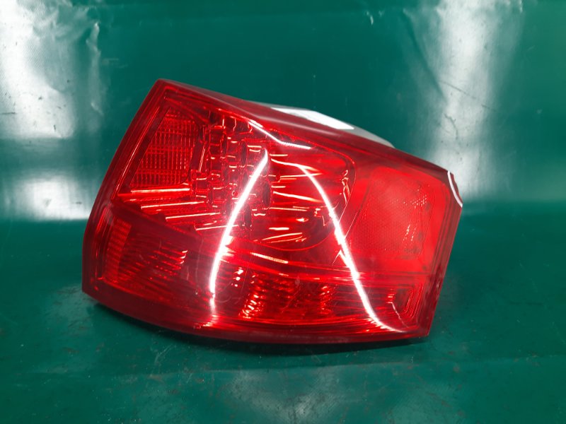 Фонарь наружный правый MDX (YD2) 06-13 2009 Внедорожник 3.7 J37A1