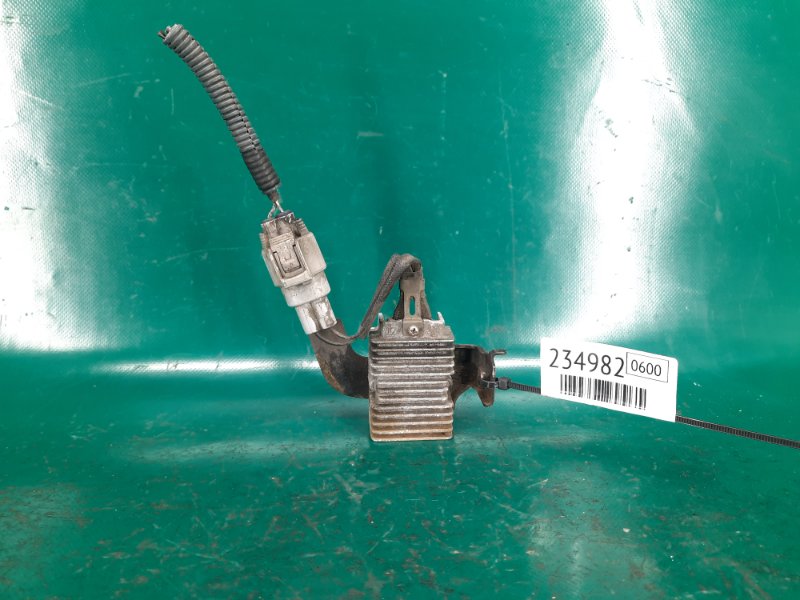 Блок электронный TOYOTA CAMRY 30 02-06 2005 Седан 2.4 2AZFE 82695-33010 Б/У