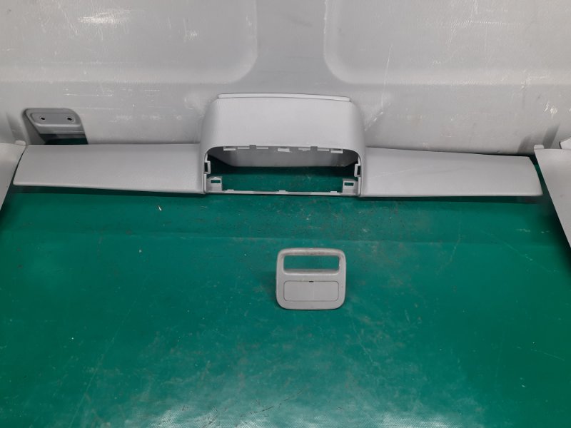 Обшивка крышки багажника MDX (YD1) 00-06 2004 Внедорожник 3.5 Обшивка крышки багажника MDX (YD1) 00-06 2004 Внедорожник 3.5