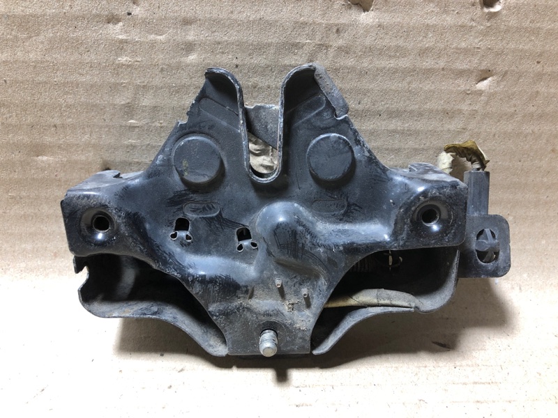 Замок капота LS460 06-12 USF40 Замок капота LS460 06-12 USF40