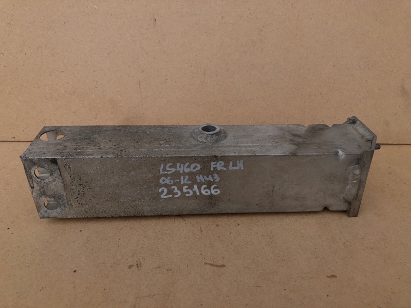 Кронштейн усилителя переднего бампера передний левый LEXUS LS460 06-12 USF40 51108-50021 Б/У