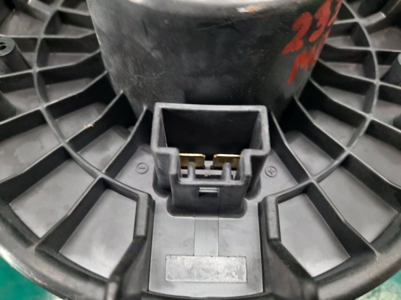 Моторчик печки MDX (YD2) 06-13 2008 Внедорожник 3.7 J37A1 Моторчик печки MDX (YD2) 06-13 2008 Внедорожник 3.7 J37A1