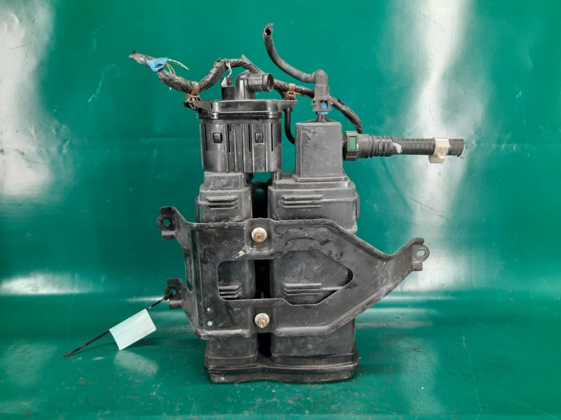 Абсорбер топливный MDX (YD2) 06-13 2008 Внедорожник 3.7 J37A1 Абсорбер топливный MDX (YD2) 06-13 2008 Внедорожник 3.7 J37A1