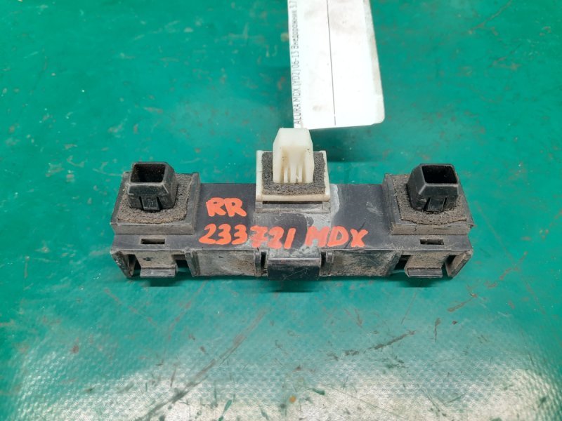 Запчасть кронштейн заднего бампера задний правый ACURA MDX (YD2) 06-13 2008 Внедорожник 3.7 J37A1 71593-STX-A00 Б/У Кронштейн заднего бампера задний правый ACURA MDX (YD2) 06-13 2008 Внедорожник 3.7 J37A1 71593-STX-A00 Б/У