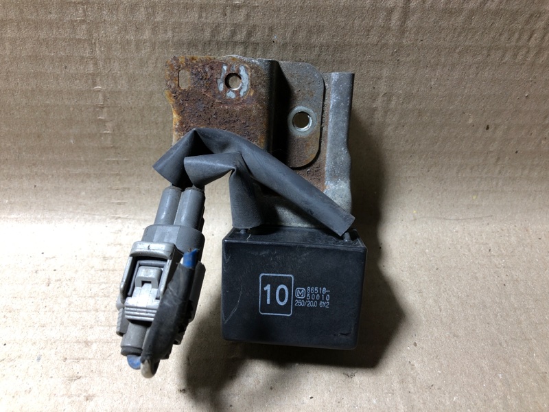 Запчасть конденсатор LEXUS LS460 06-12 USF40 86516-50010 Б/У Конденсатор LEXUS LS460 06-12 USF40 86516-50010 Б/У