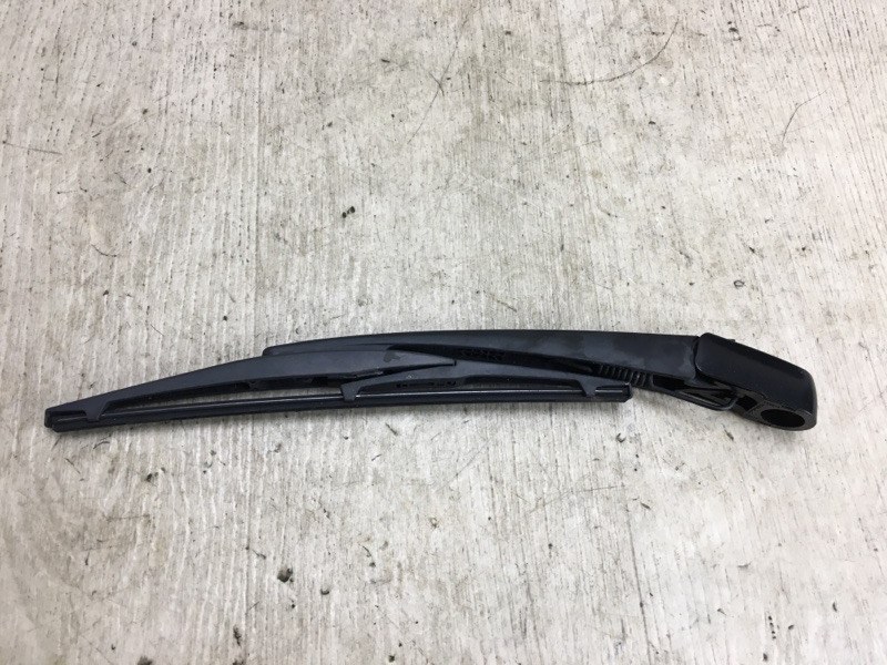 Поводок стеклоочистителя задний SX4 06-13 2009 Хетчбек 2.0