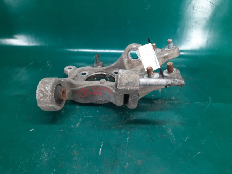 Цапфа задняя левая MDX (YD2) 06-13 2009 Внедорожник 3.7 J37A1