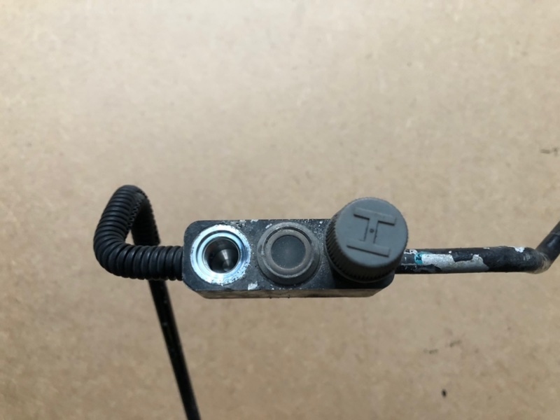 Трубка кондиционера LS460 06-12 USF40