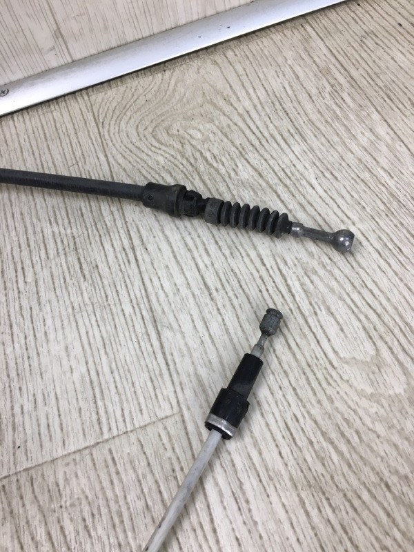 Трос стояночного тормоза задний левый VOLKSWAGEN PASSAT B8 14- A32 1.8 CPRA