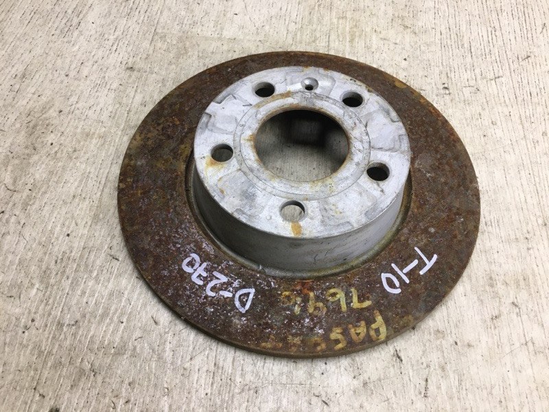 Тормозной диск задний PASSAT B8 14- 2015 A32 1.8 CPRA