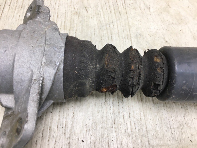 Амортизатор задний VOLKSWAGEN JETTA USA 10-17 162 2.5 CBUA