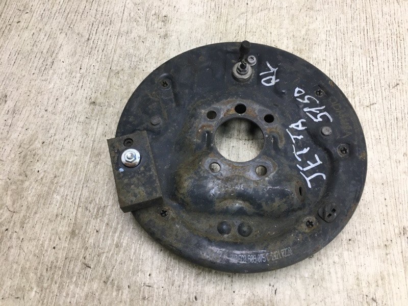 Тормозной механизм задний левый VOLKSWAGEN JETTA USA 10-17 2011 162 2.5 CBUA 5C0 609 425 A Б/У