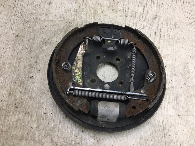 Тормозной механизм задний левый JETTA USA 10-17 2011 162 2.5 CBUA