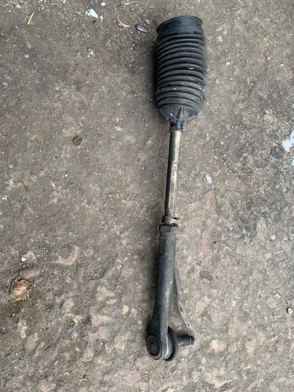 Рулевая тяга правая RDX 06-12 Рулевая тяга правая RDX 06-12