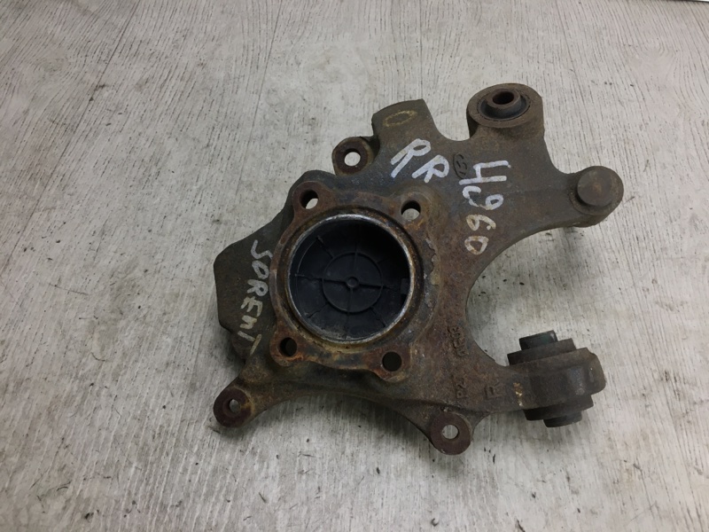 Цапфа задняя правая KIA SORENTO XM 09-14 2010 XM 3.5 G6DC 52720-2P000 Б/У