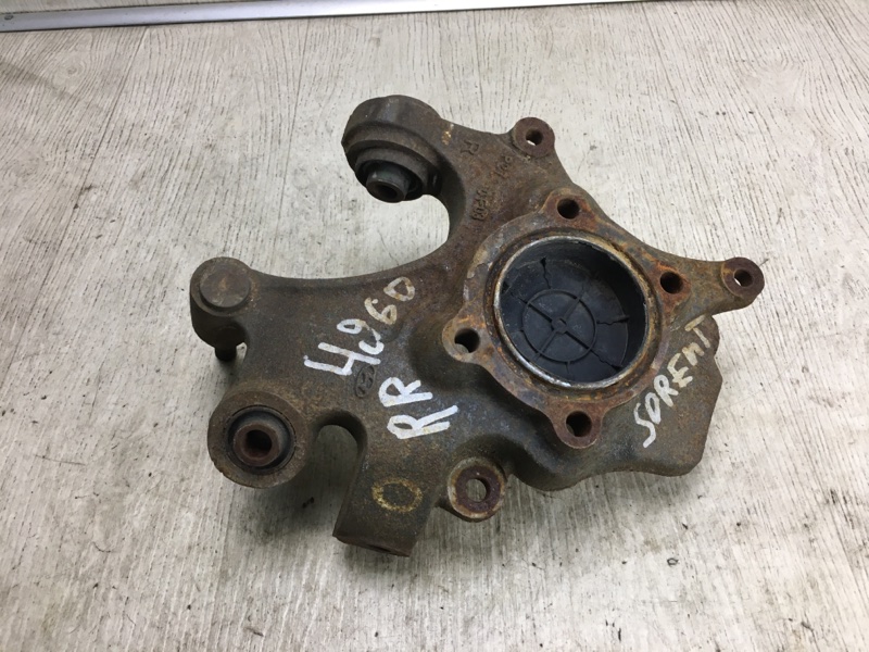 Цапфа задняя правая SORENTO XM 09-14 2010 XM 3.5 G6DC