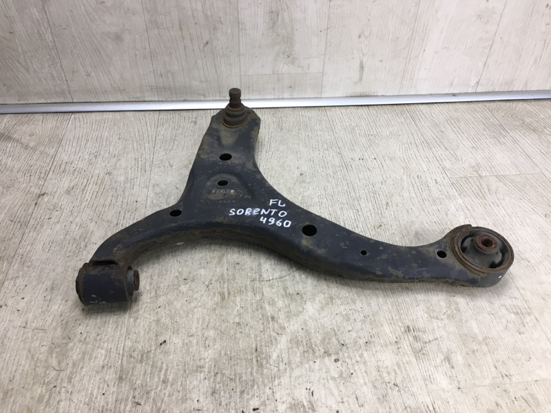 Рычаг передней подвески нижний левый KIA SORENTO XM 09-14 2010 XM 3.5 G6DC 54500-1U000 Б/У