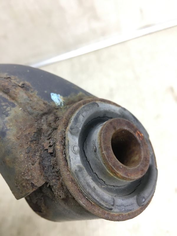 Рычаг передней подвески нижний левый SORENTO XM 09-14 2010 XM 3.5 G6DC