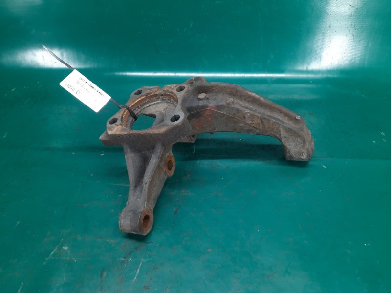 Цапфа задняя правая CAMRY 30 02-06 2005 Седан 2.4 2AZFE Цапфа задняя правая CAMRY 30 02-06 2005 Седан 2.4 2AZFE