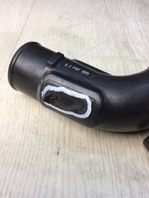 Патрубок интеркулера JUKE 10-19 2011 F15 1.6 MR16DDT Патрубок интеркулера JUKE 10-19 2011 F15 1.6 MR16DDT