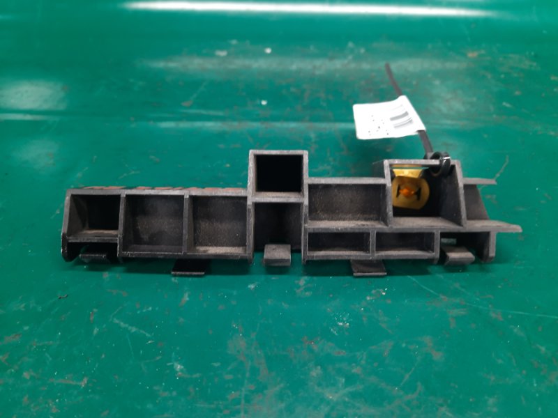 Кронштейн заднего бампера правый ACURA MDX (YD2) 06-13 2009 Внедорожник 3.7 J37A1 71592-STX-A00 Б/У