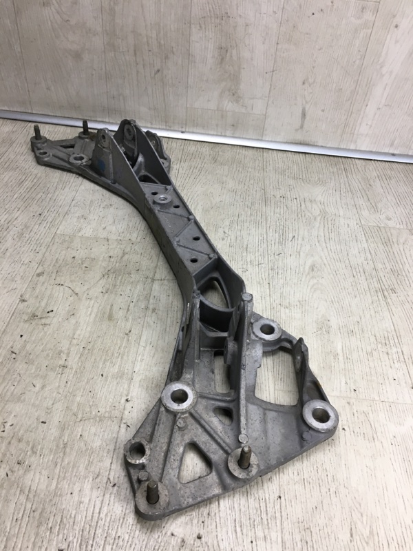 Балка задней подвески DART 12-16 2015 PF 2.4 ED8 Балка задней подвески DART 12-16 2015 PF 2.4 ED8