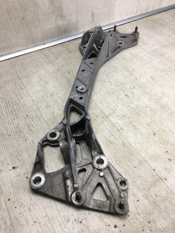 Балка задней подвески DART 12-16 2015 PF 2.4 ED8 Балка задней подвески DART 12-16 2015 PF 2.4 ED8