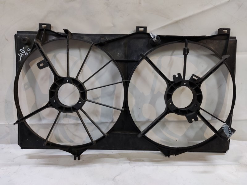 Диффузор вентилятора основного радиатора TOYOTA CAMRY 40 06-11 2.4 16711-28300 Б/У